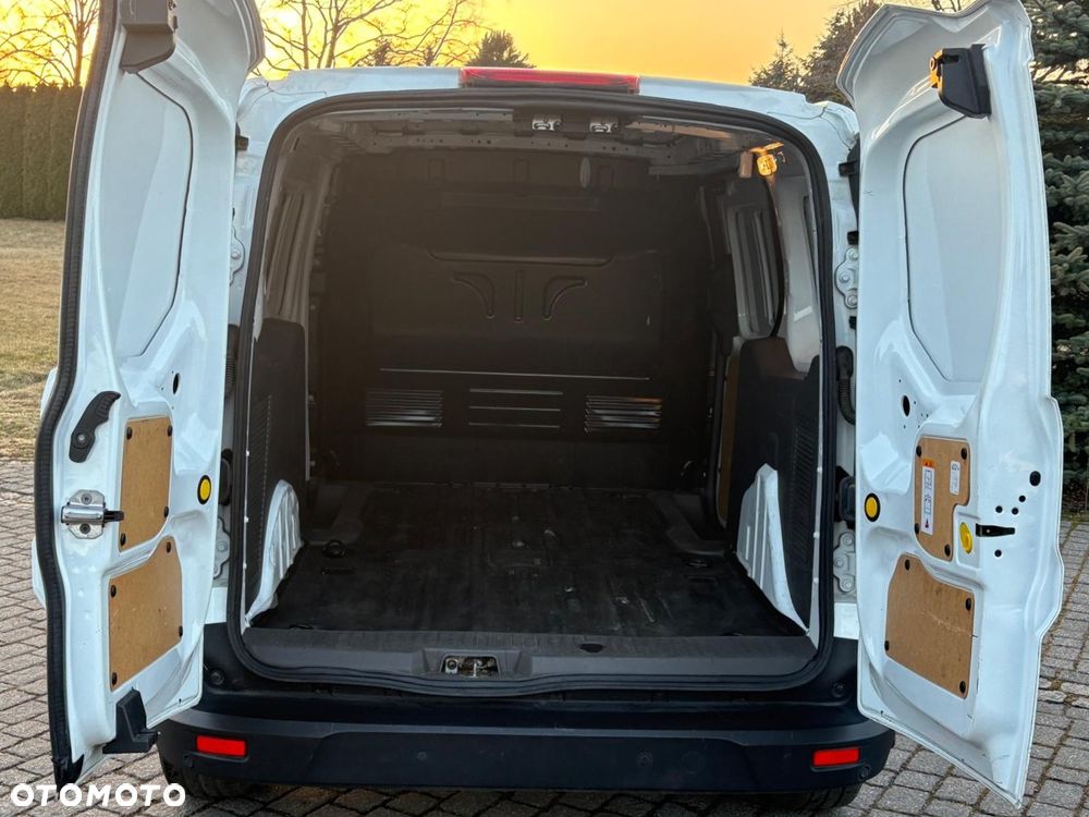Ford Transit Connect - 21