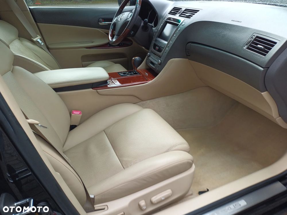Lexus GS - 5