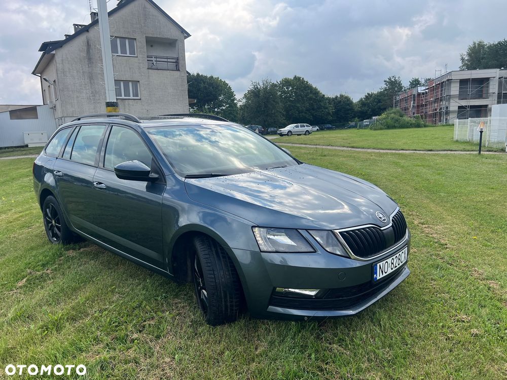 Skoda Octavia 2.0 TDI SCR Ambition DSG - 6