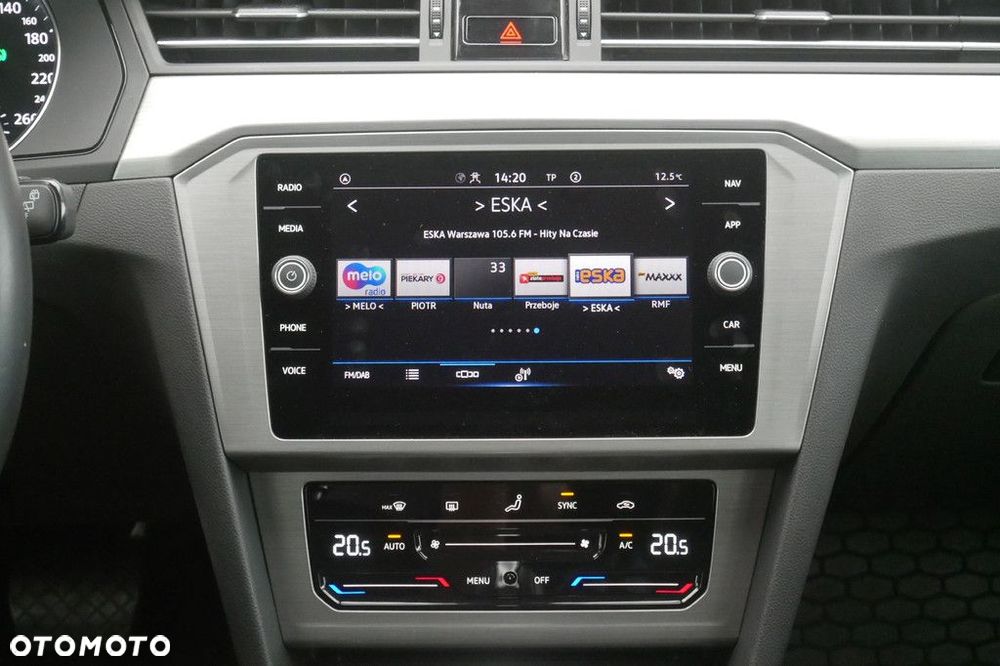 Volkswagen Passat Variant 1.5 TSI EVO Essence DSG - 10