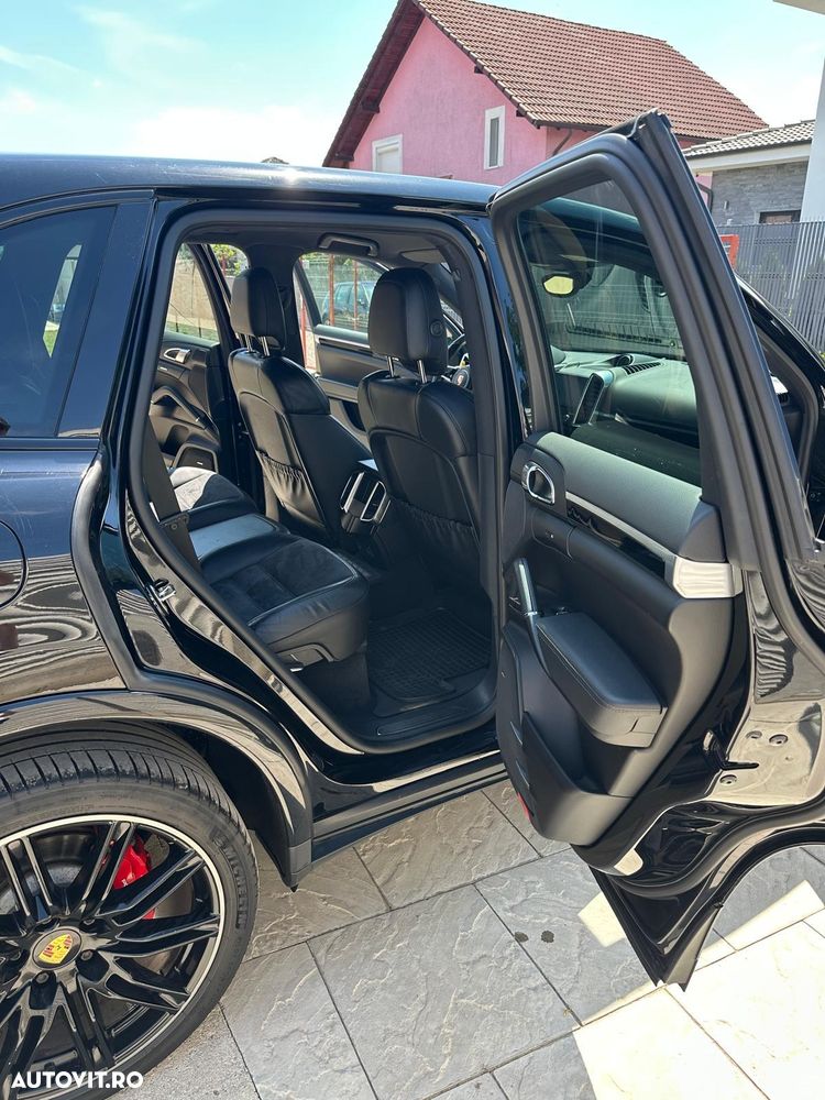 Porsche Cayenne Platinum Edition - 20