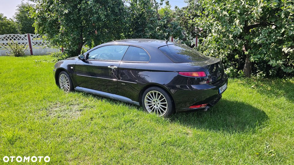 Alfa Romeo GT - 3