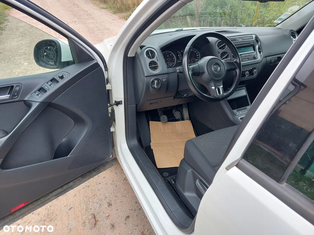 Volkswagen Tiguan - 19