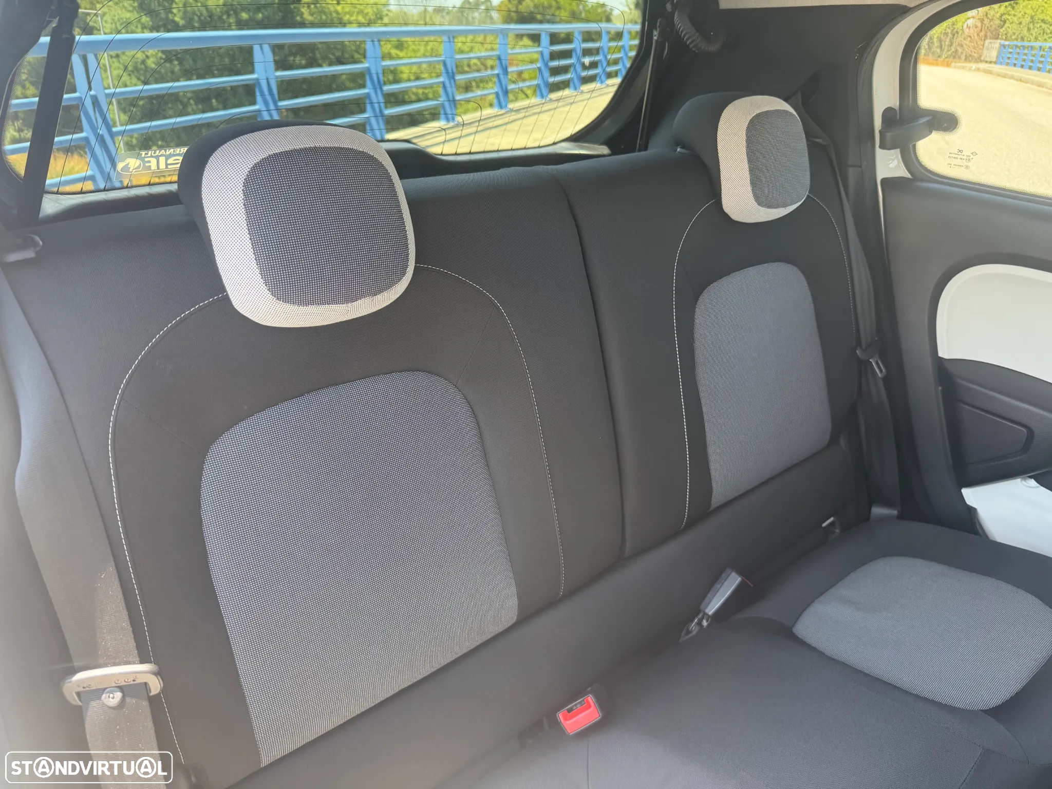 Renault Twingo 0.9 TCe - 22