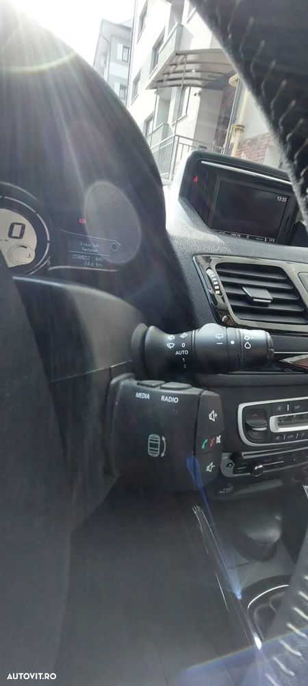 Renault Megane Grandtour ENERGY dCi 110 Start & Stopp Bose Edition - 24