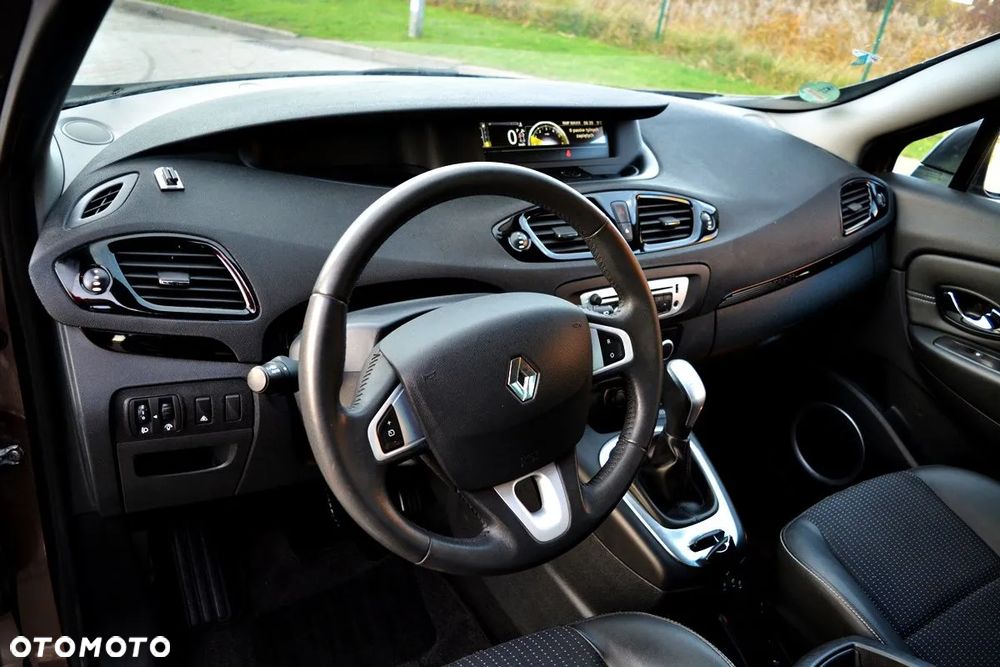 Renault Scenic ver-1-5-dci-dynamique-edc - 14