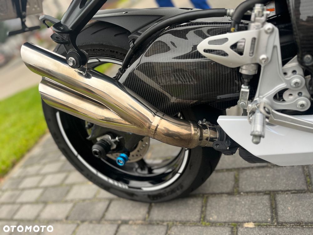 Suzuki GSX-R - 27