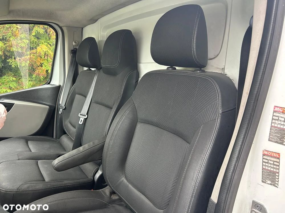 Renault Trafic - 10