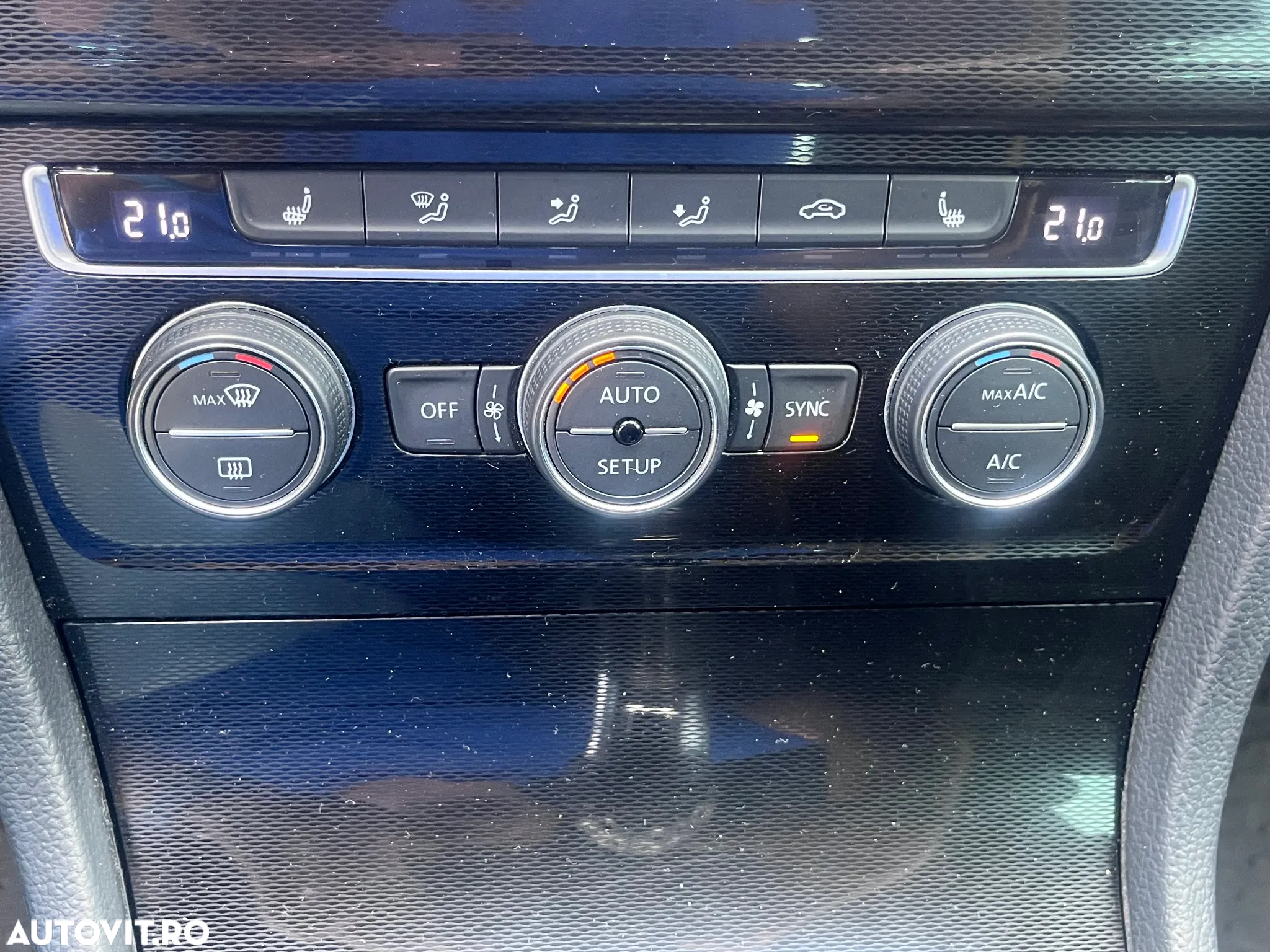 Volkswagen Golf 2.0 TDI GTD - 15