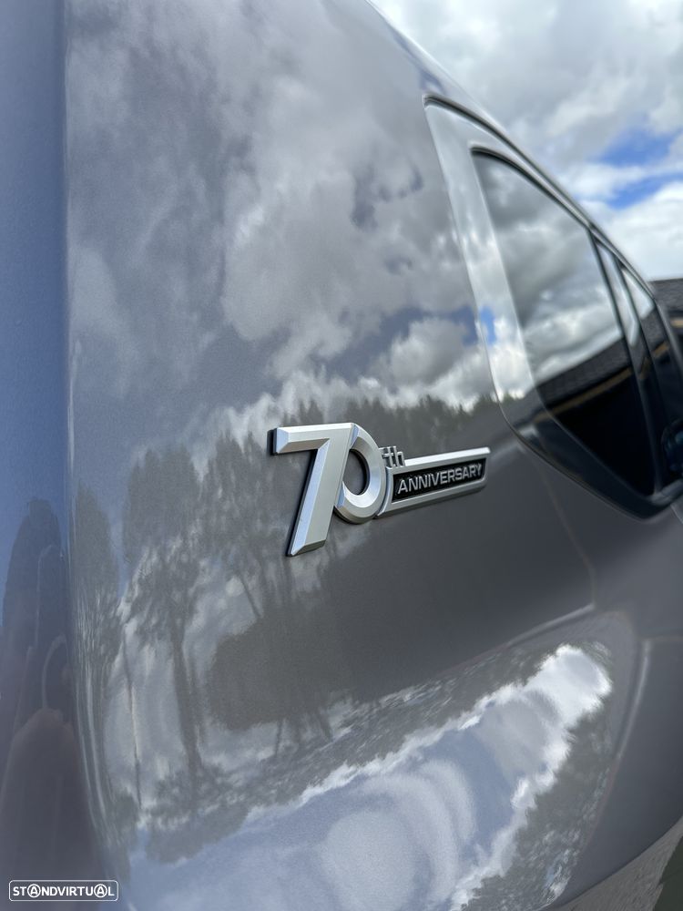 Toyota Land Cruiser 300 70th Anniversary - 10