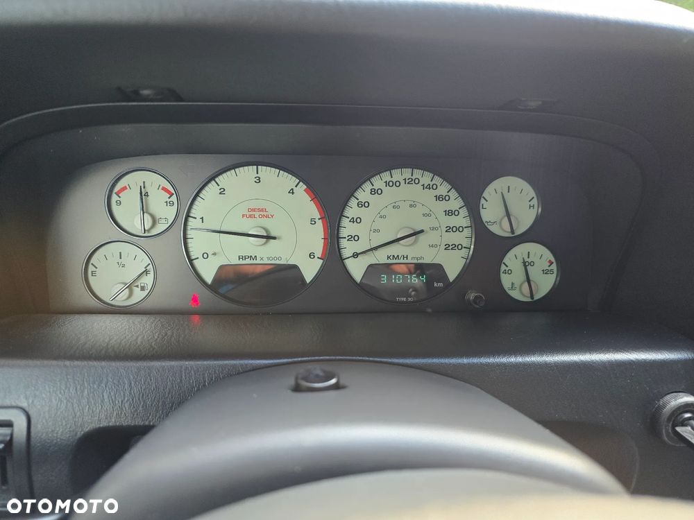 Jeep Grand Cherokee - 11