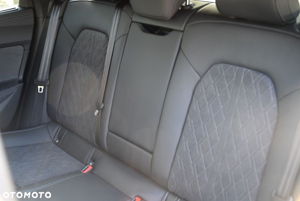 Audi A5 Avant - 11