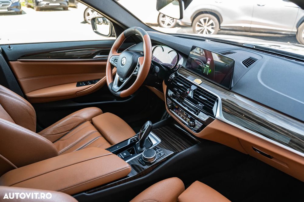 BMW Seria 5 525d Aut. Sport Line - 10