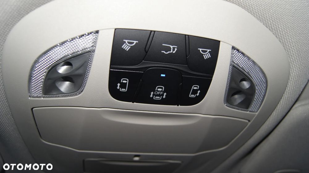 Chrysler Pacifica - 22