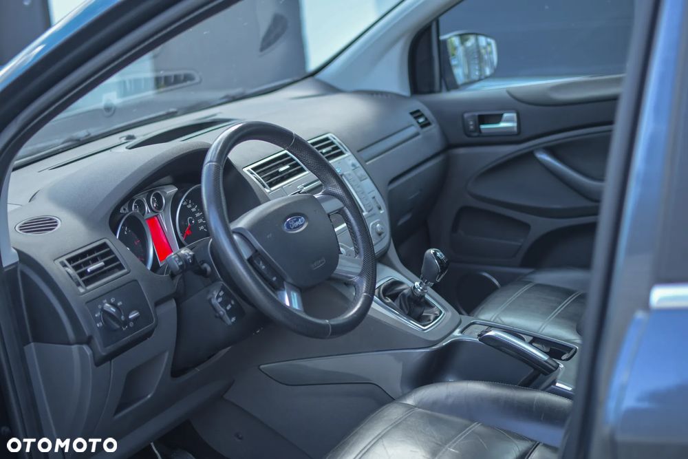 Ford Kuga 2.0 TDCi Titanium - 5