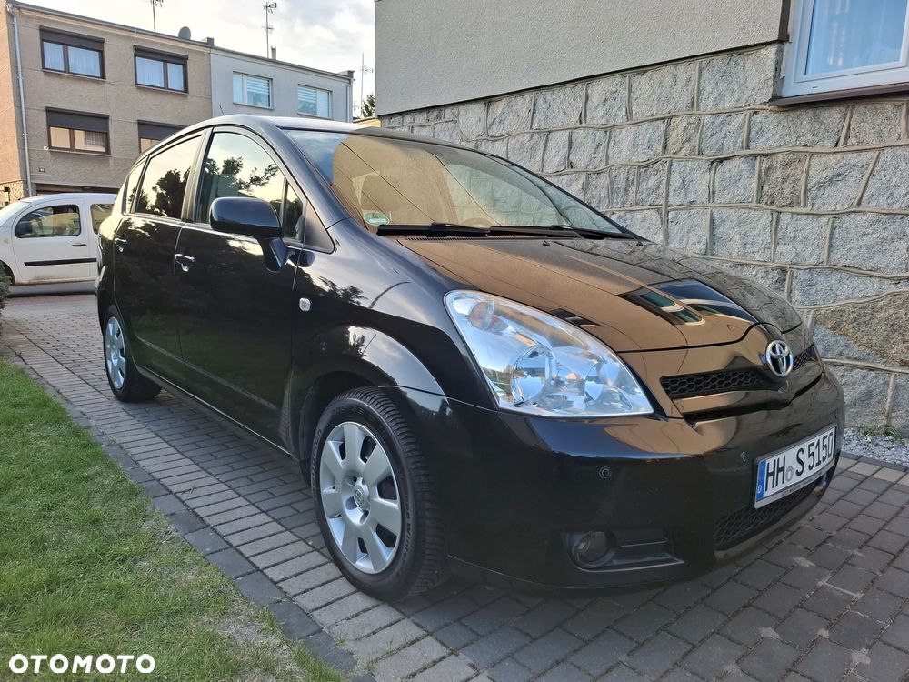 Toyota Corolla Verso - 2