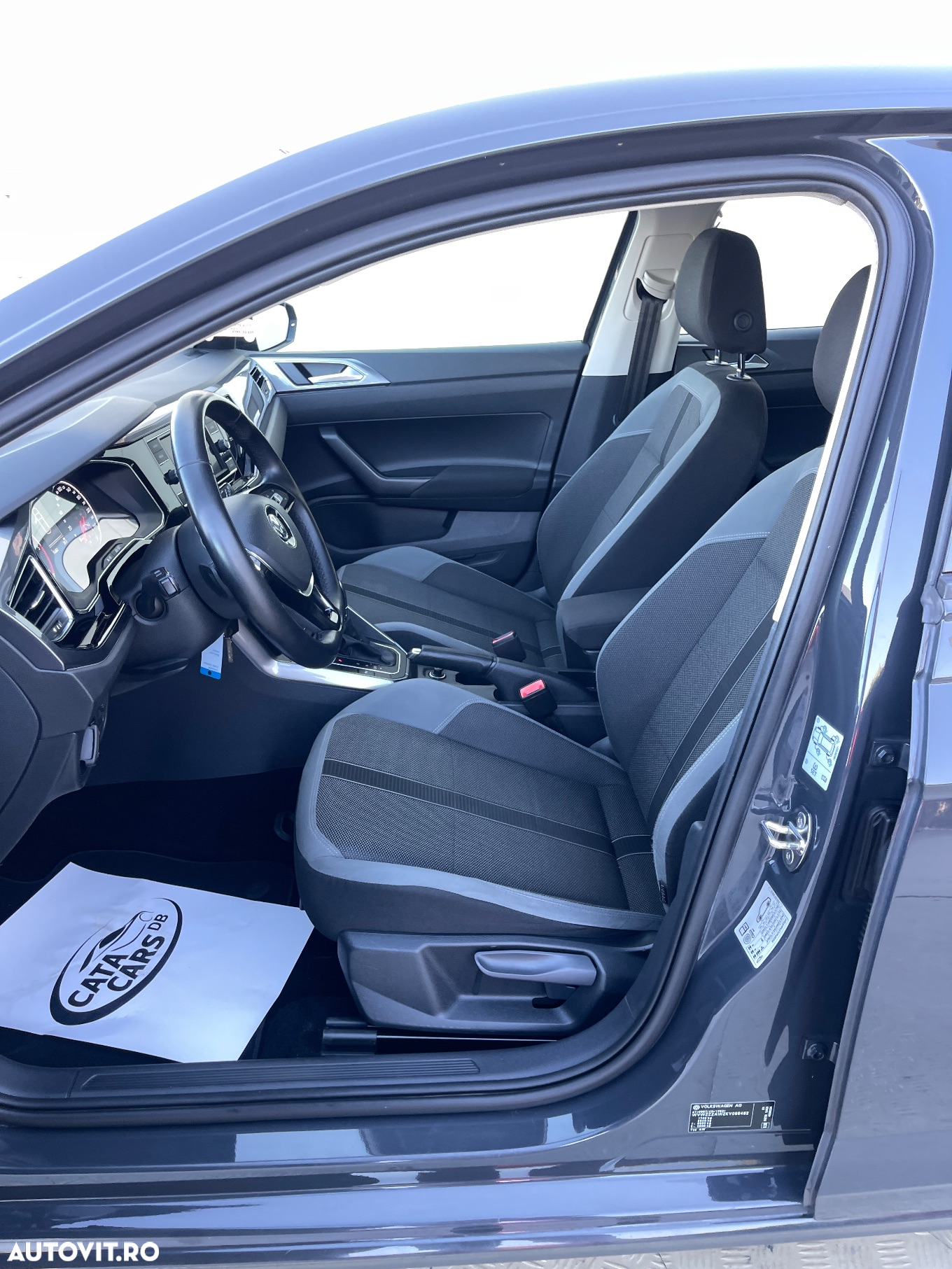 Volkswagen Polo 1.6 TDI SCR DSG Comfortline - 29