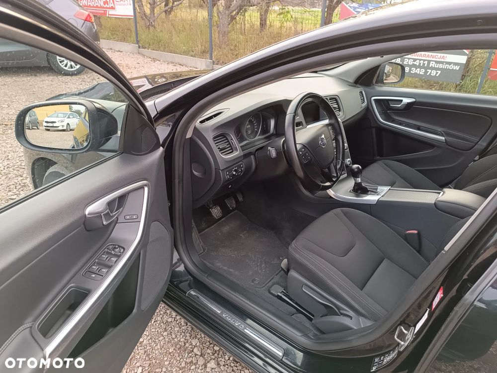 Volvo S60 D2 Summum - 16