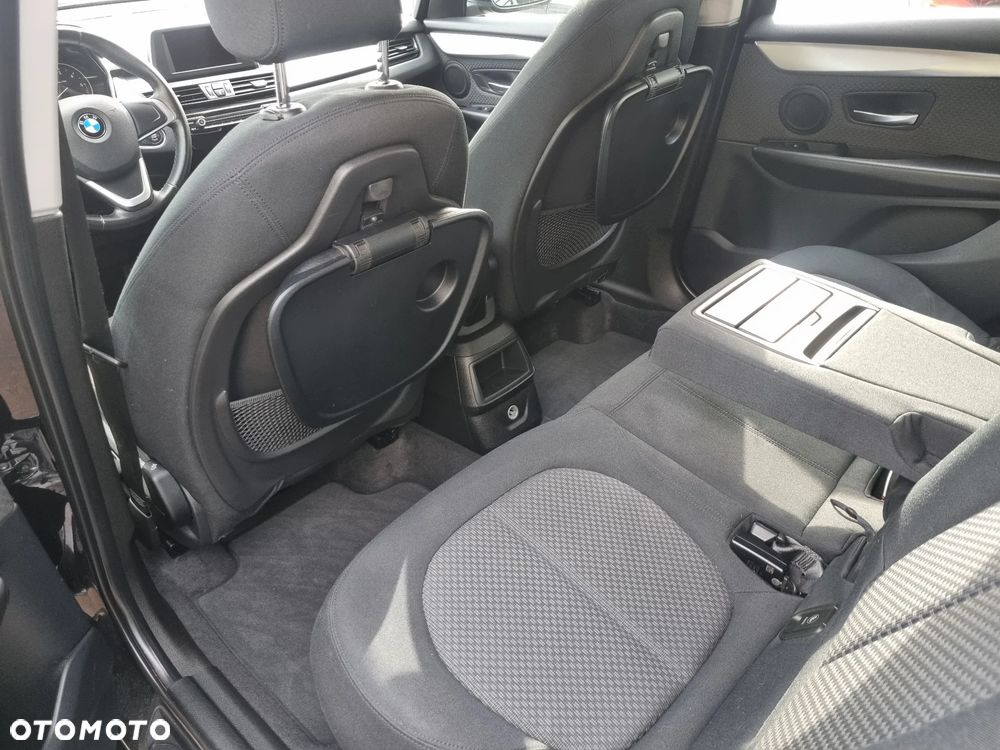 BMW Seria 2 216d Advantage - 24