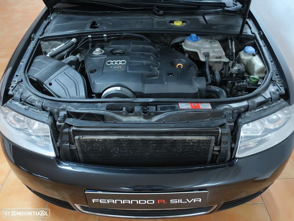 Audi A4 Avant 1.9 TDI m6 S-Line - 5