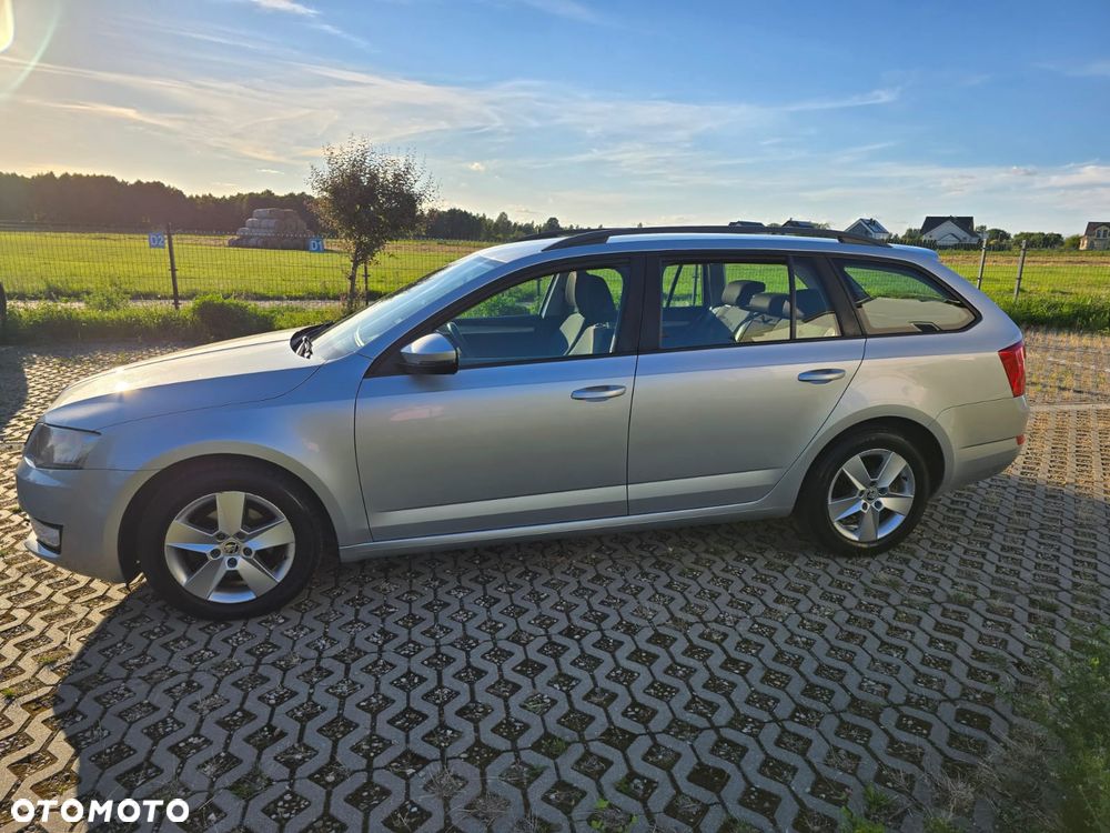 Skoda Octavia 1.6 TDI Ambition - 8