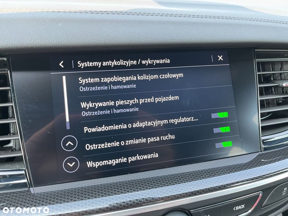 Opel Insignia - 29