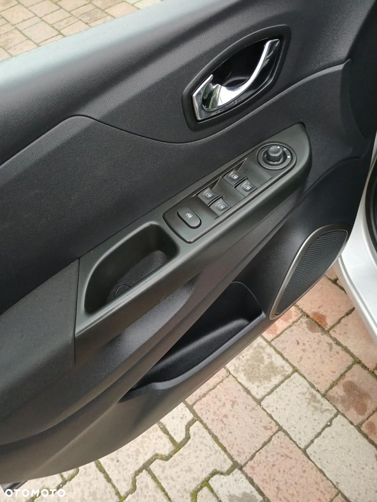 Renault Captur - 13