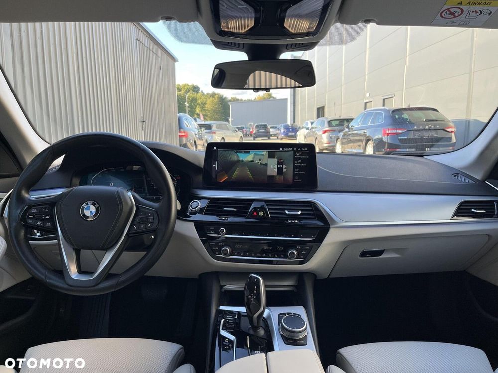 BMW Seria 5 - 10