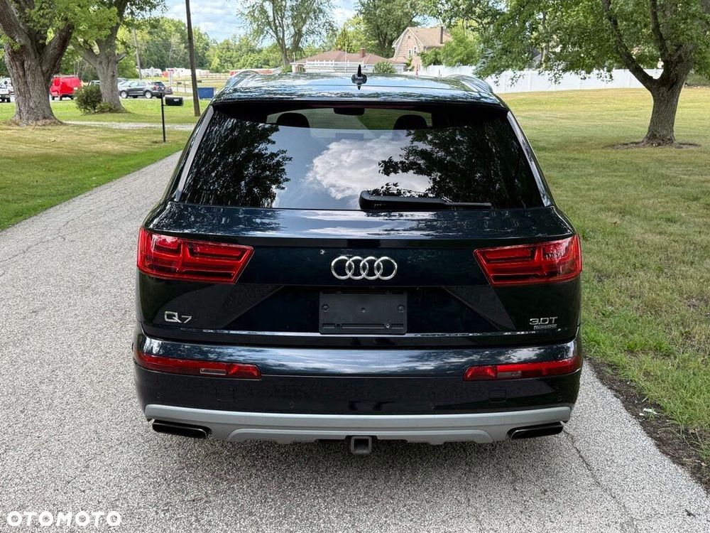 Audi Q7 3.0 TFSI Quattro Tiptronic - 8