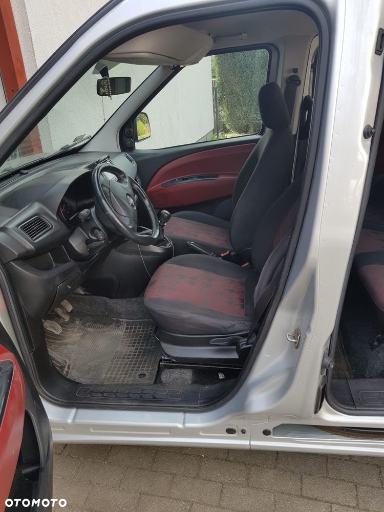 Opel Combo - 13