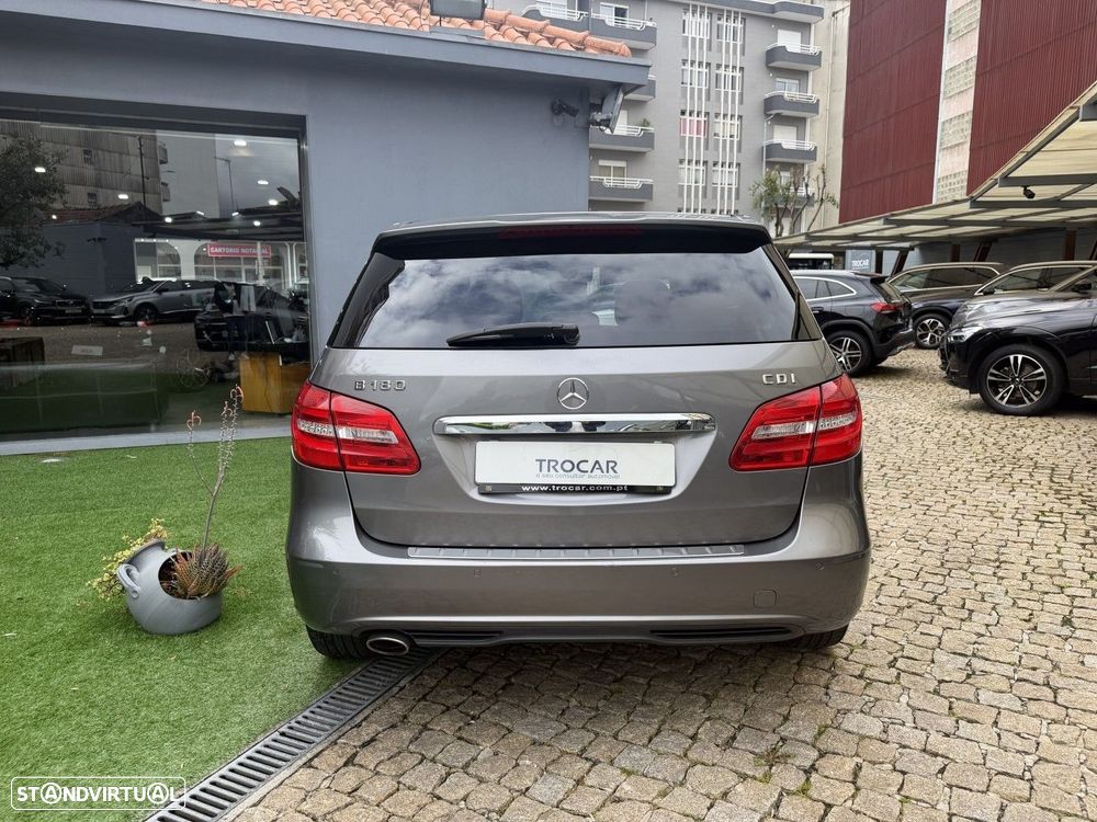 Mercedes-Benz B 180 CDI BlueEFFICIENCY - 12