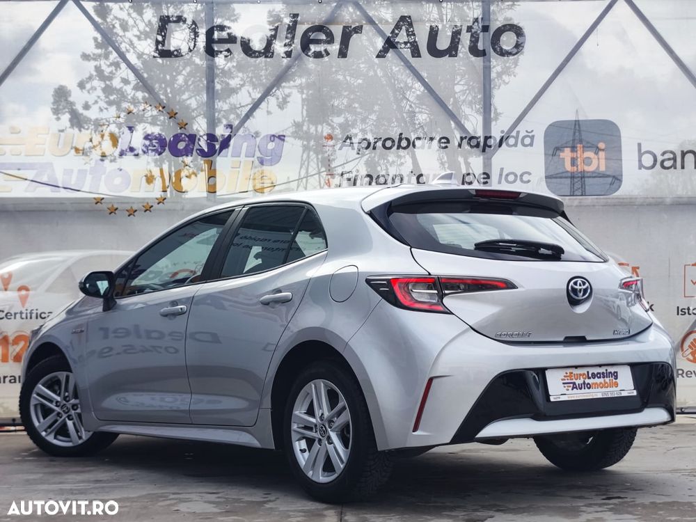 Toyota Corolla 1.8 HSD Business - 10