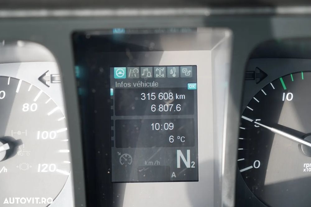 Mercedes-Benz AROCS 2640 / 6x4 / LIVRARE - 6,5 M / HIAB 144 HDS / Extensie: 12,5 M / EURO 6 / RADIOCOMANDĂ / ROTATOARE / - 37