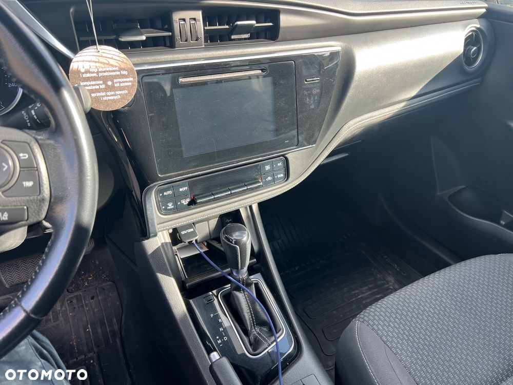 Toyota Corolla 1.6 Comfort MS - 12