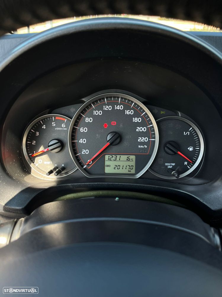 Toyota Yaris 1.4 D-4D Comfort+AC - 6