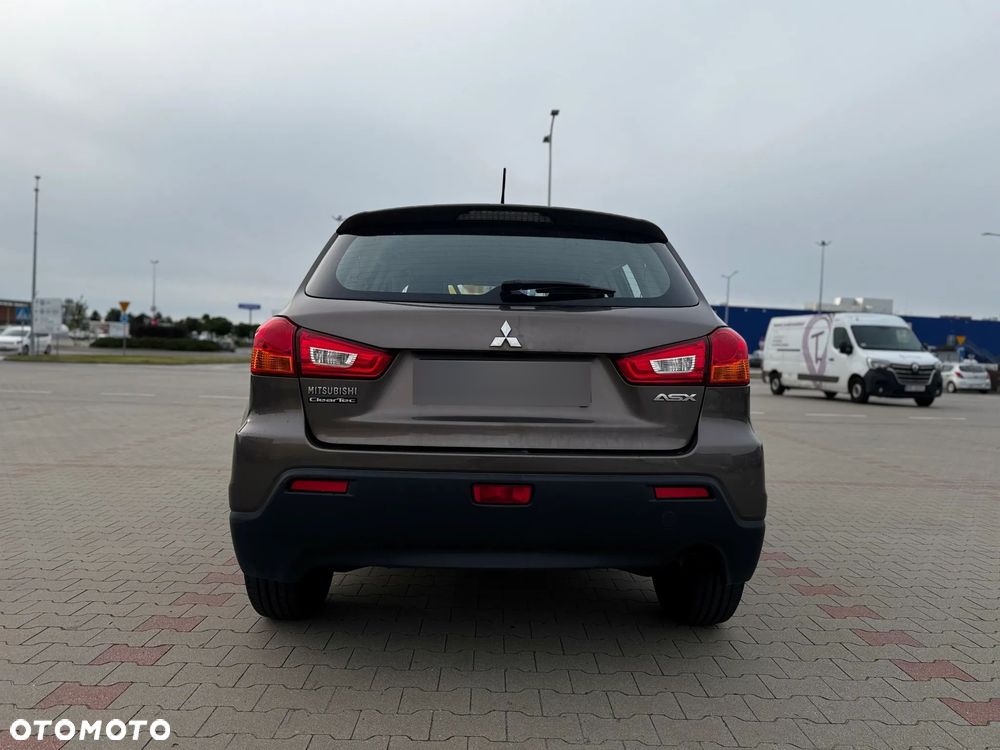 Mitsubishi ASX - 7