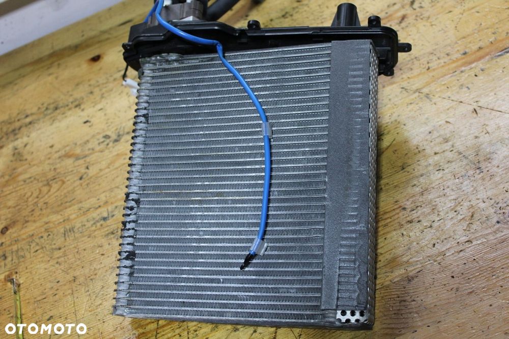 PAROWNIK KLIMATYZACJI COROLLA VERSO II AVENSIS T25 EUROPA - 7