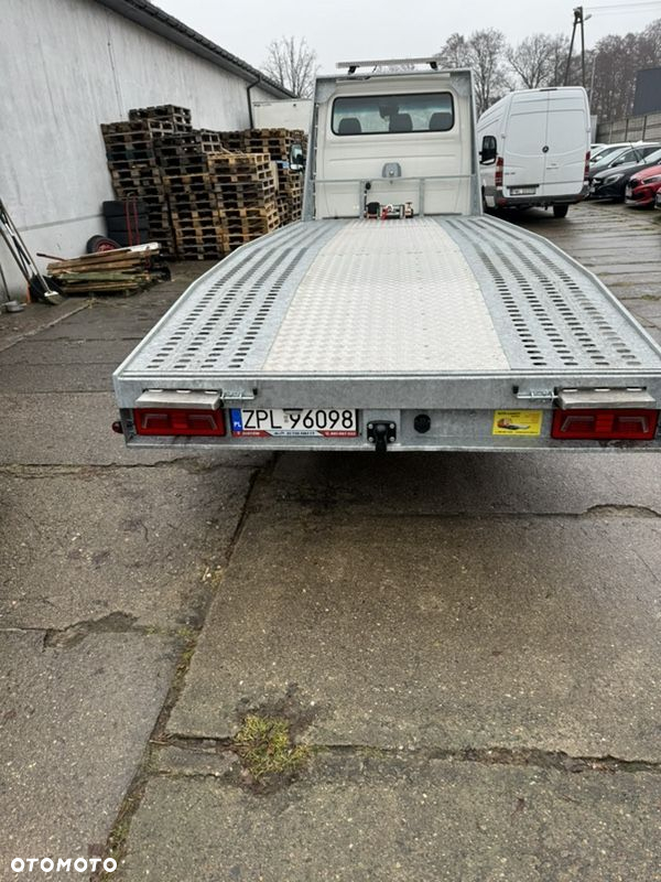 Mercedes-Benz Sprinter 519 - 25