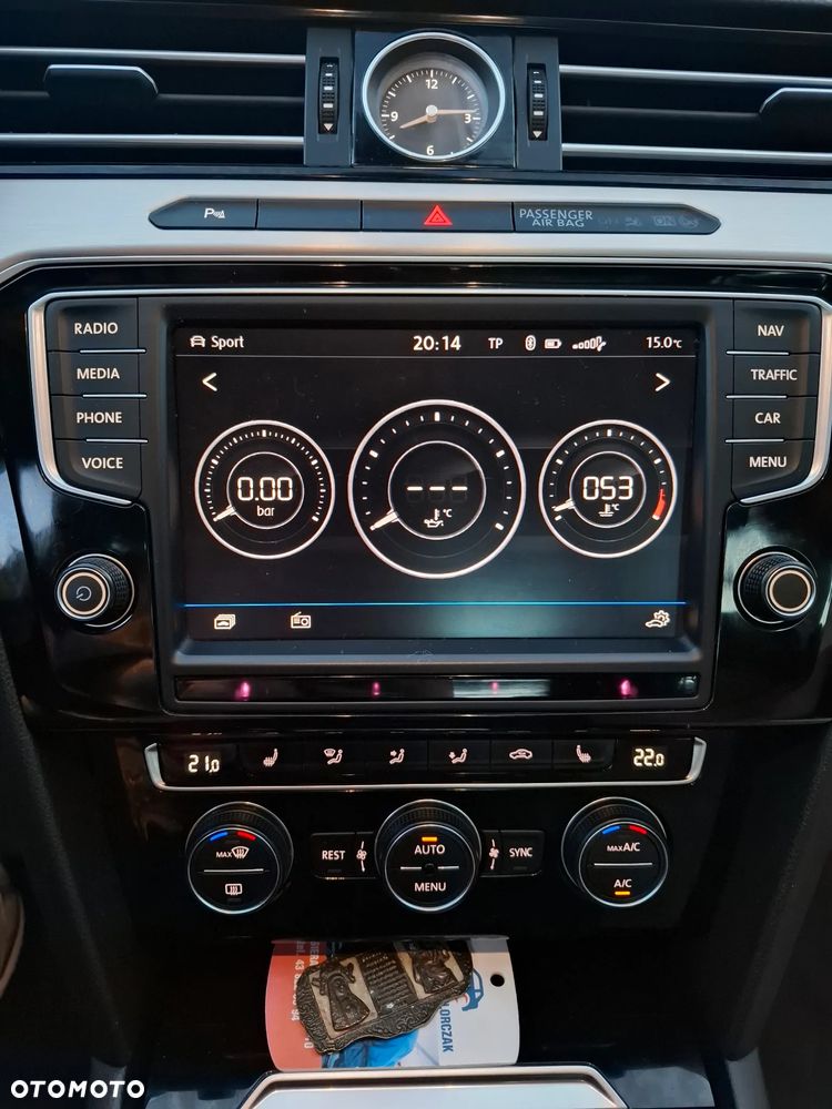 Volkswagen Passat 1.8 TSI BMT Highline - 10