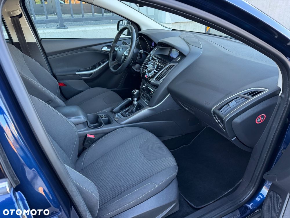 Ford Focus 1.6 EcoBoost Titanium - 9