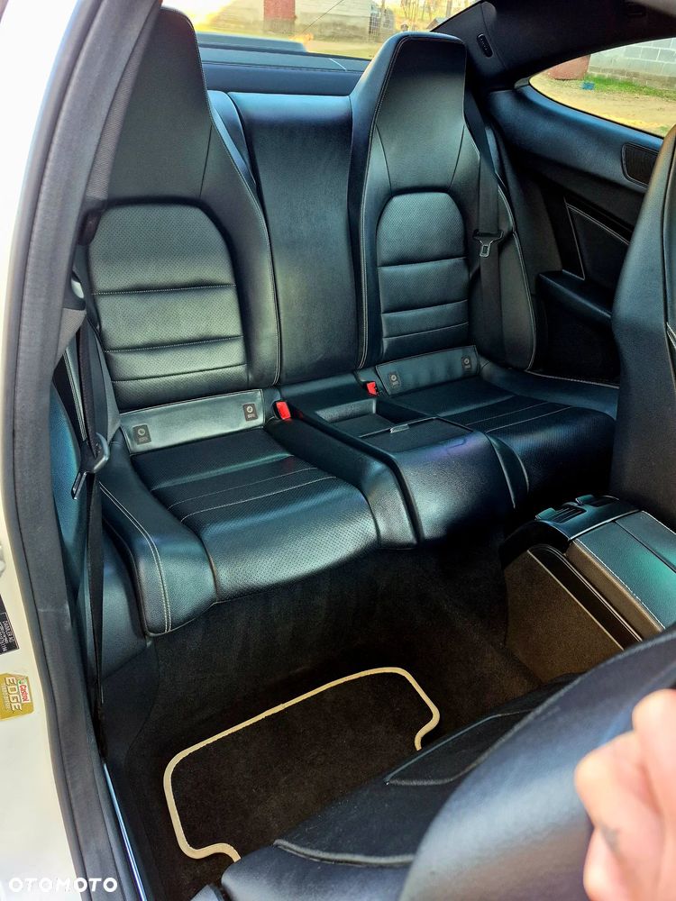 Mercedes-Benz Klasa C 250 CDI DPF BlueEFFICIENCY 7G-TRONIC Edition 1 - 12