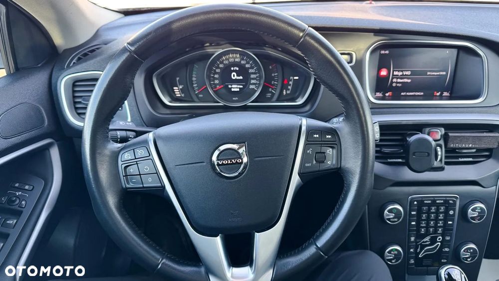 Volvo V40 D2 Geartronic Kinetic - 11
