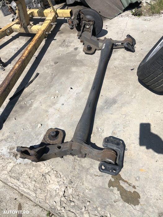 Punte spate axă etrier rulment senzor abs fuzetă opel zafira C turer - 1