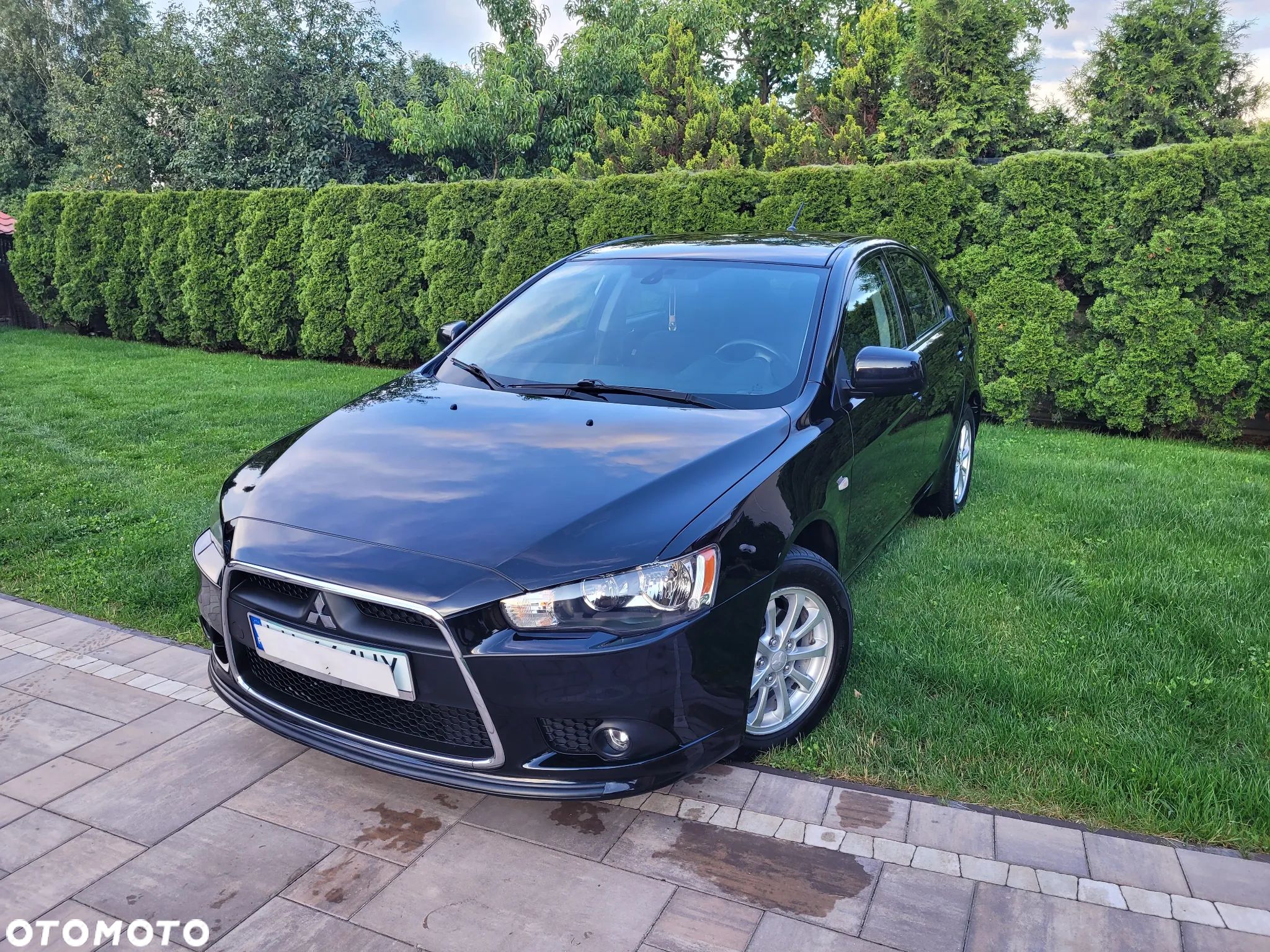 Mitsubishi Lancer 1.6 Invite - 1