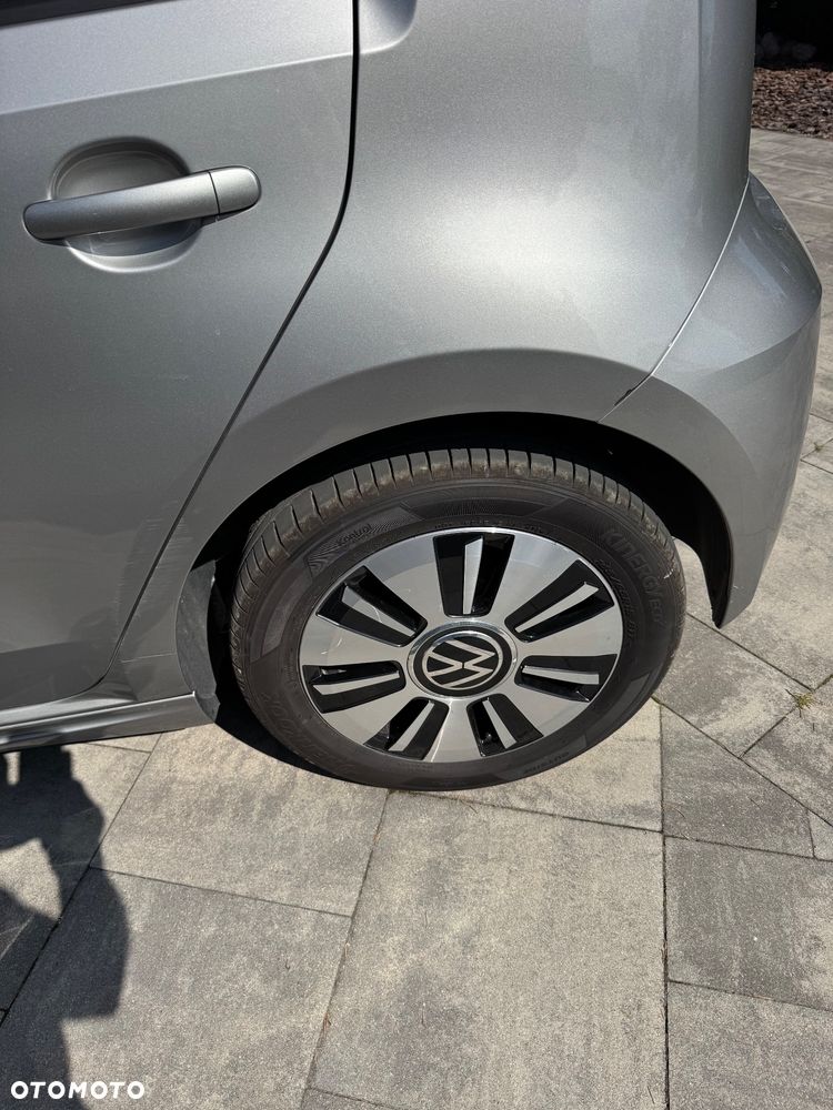 Volkswagen up! e-up - 7