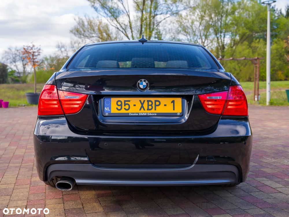 BMW Seria 3 318i Edition Sport - 14
