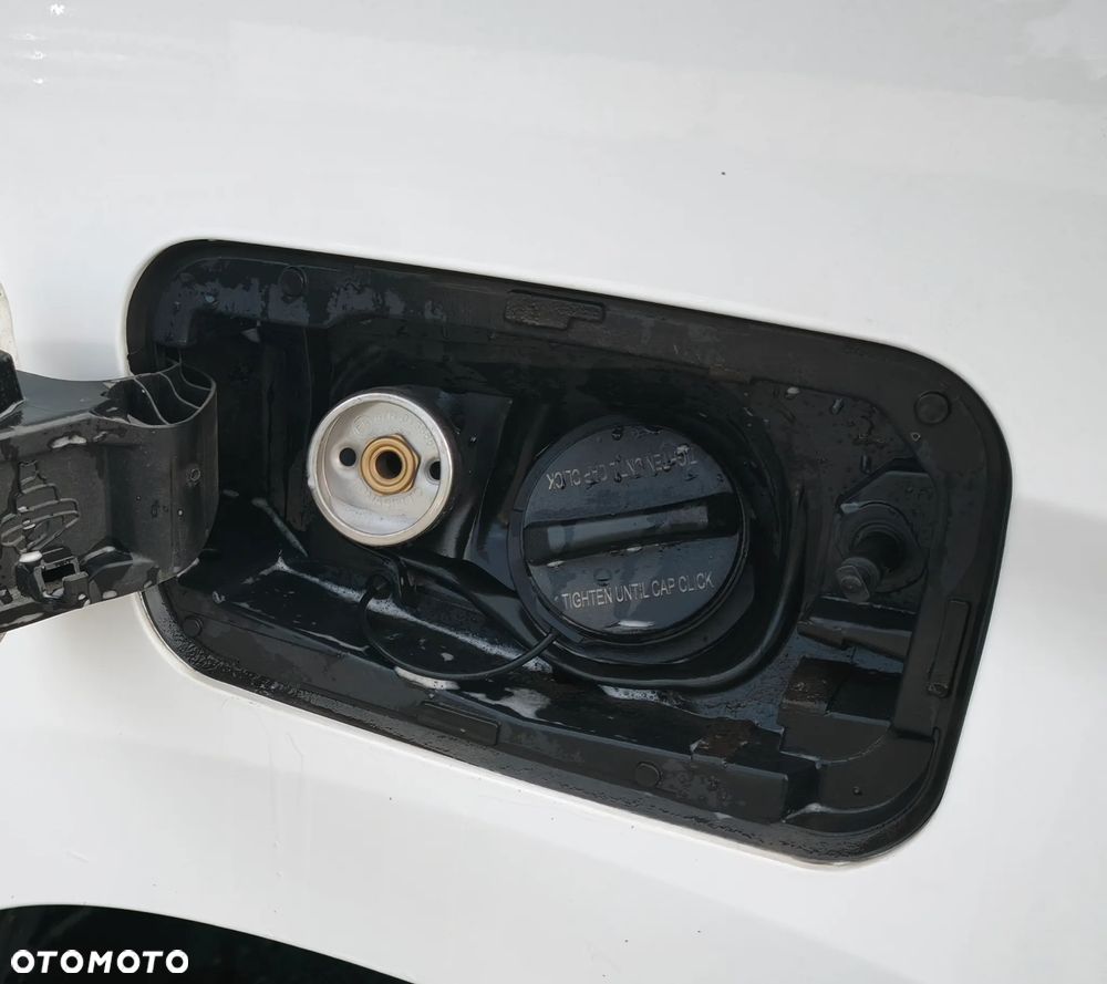 Opel Combo 1.2 Turbo Essentia S&S - 5