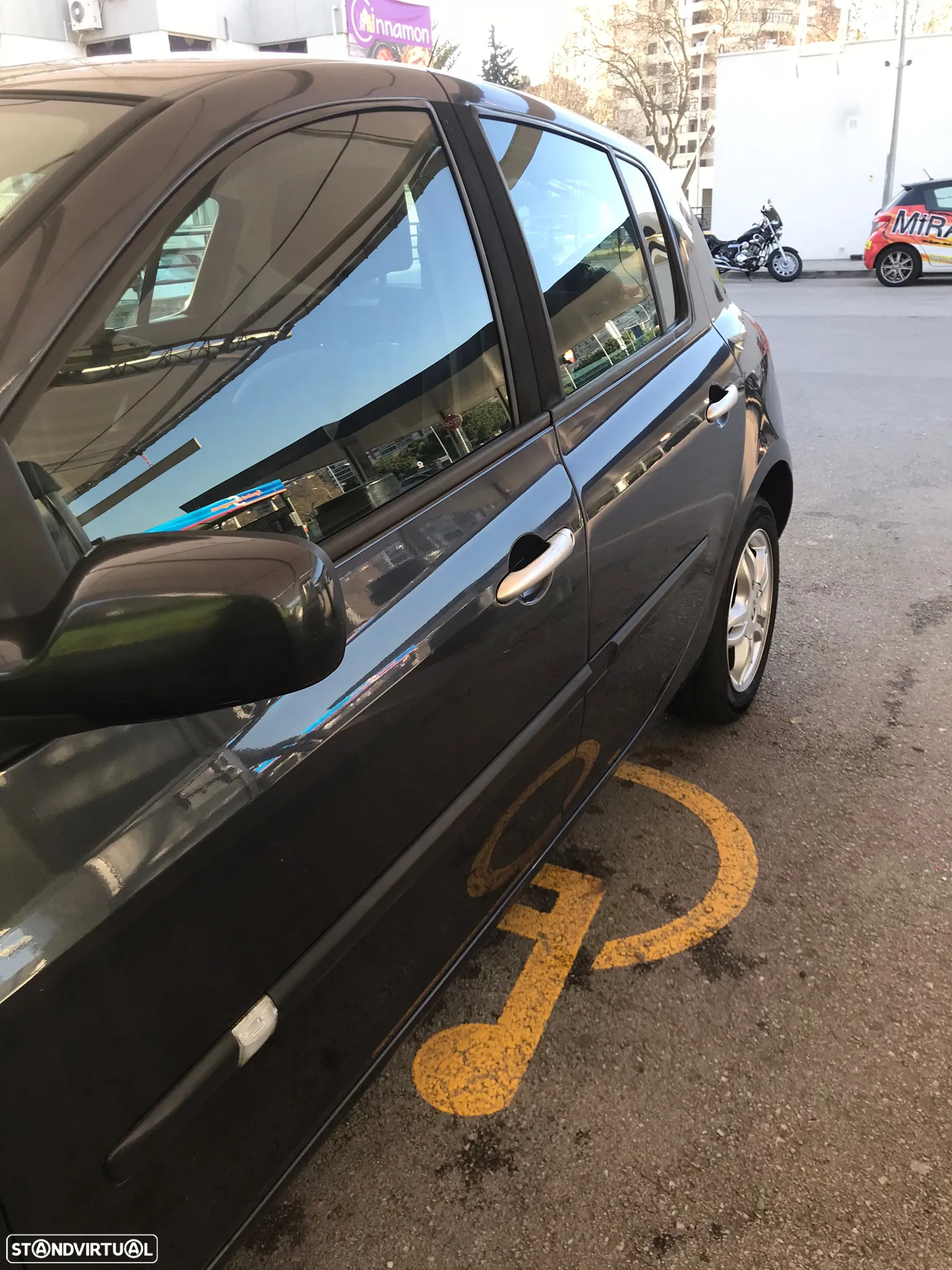 Renault Clio - 7