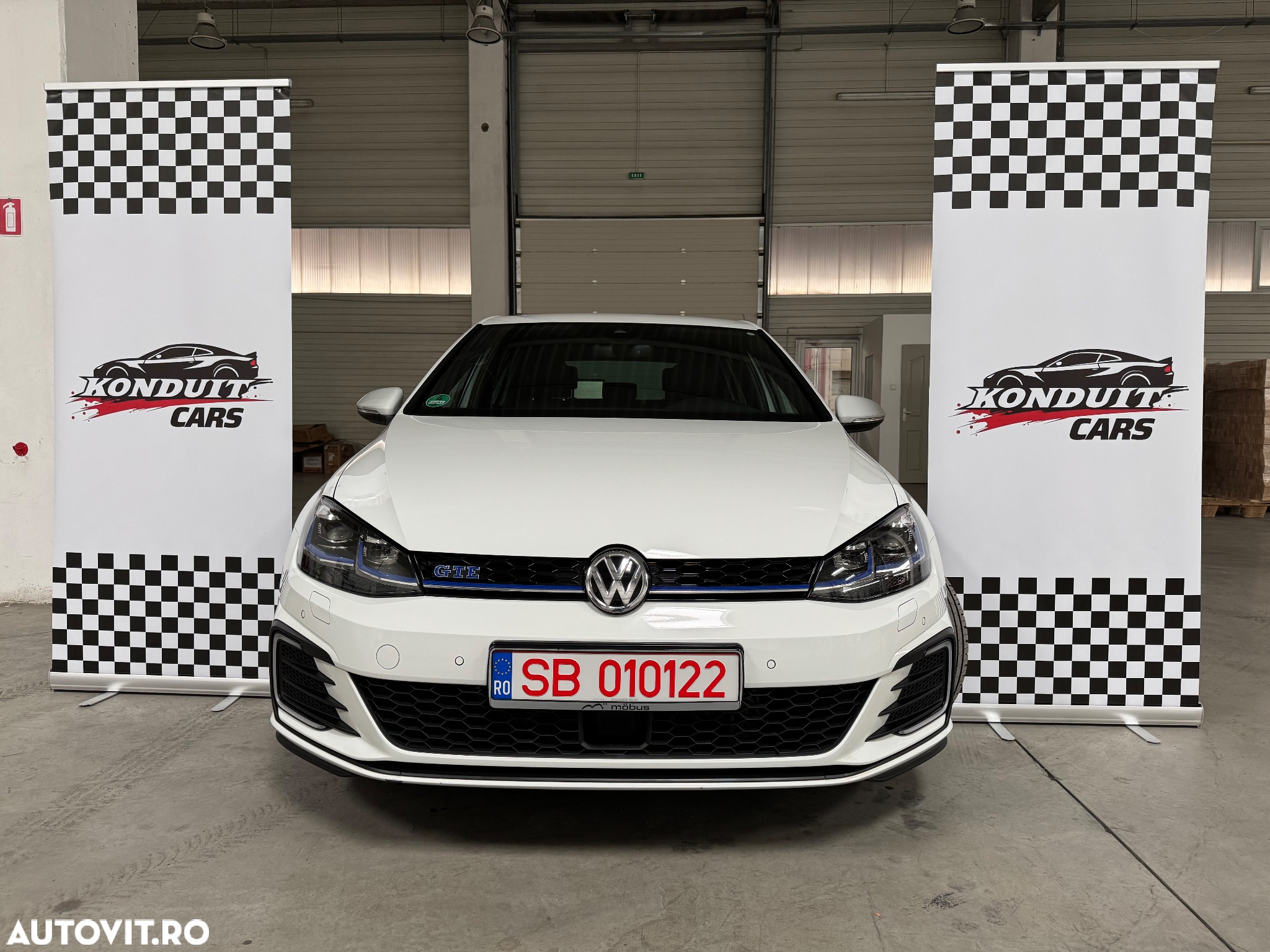 Volkswagen Golf 1.4 GTE Plug-In-Hybrid DSG - 2