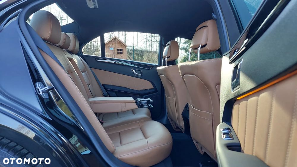 Mercedes-Benz Klasa E 350 4Matic 7G-TRONIC Avantgarde - 9